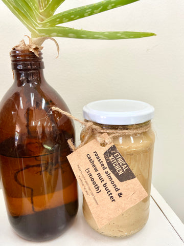 Organic almond and cashew nut butter (smooth)